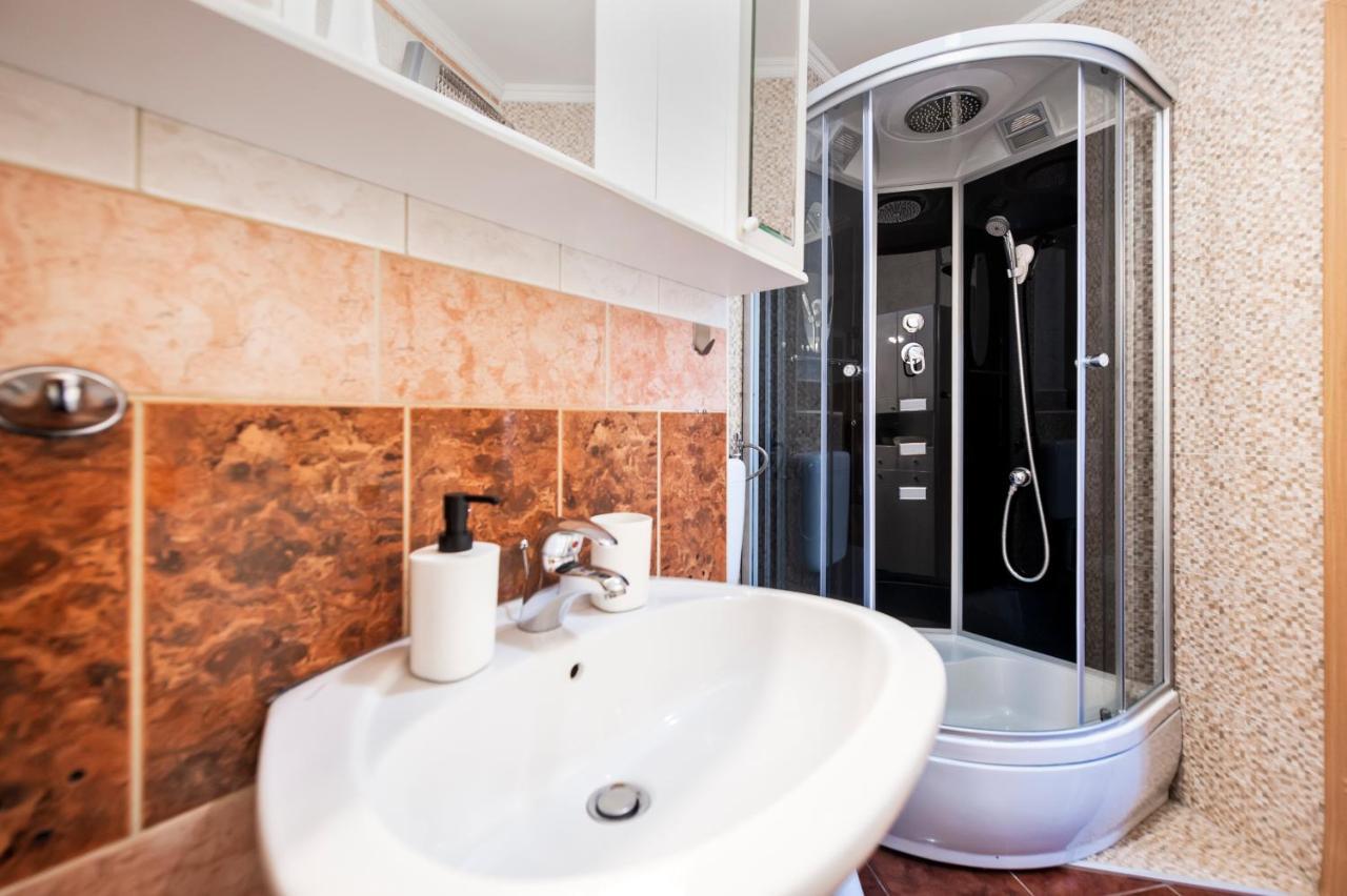 Ap Downtown Apartment Ρόβινι Εξωτερικό φωτογραφία