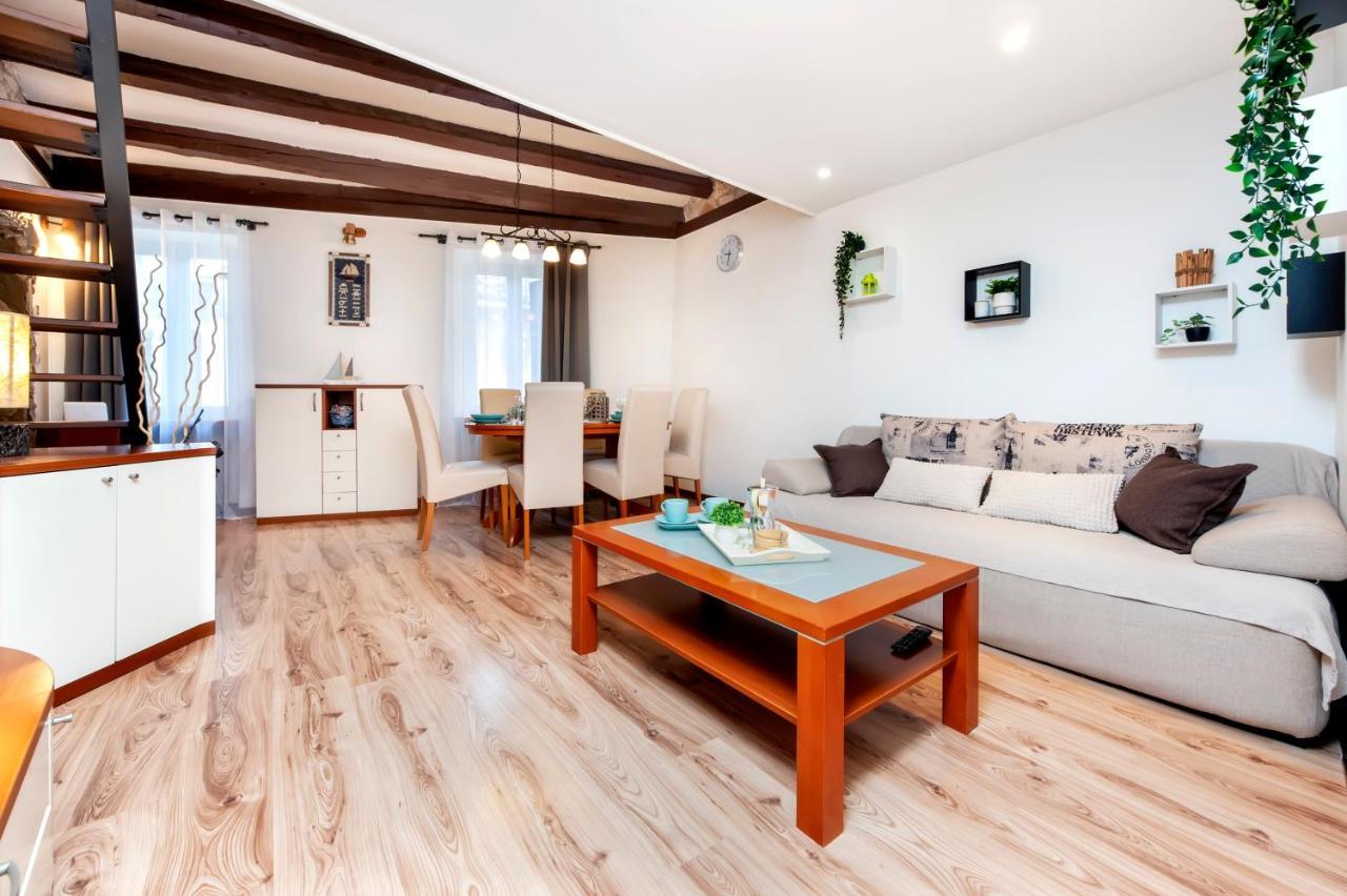 Ap Downtown Apartment Ρόβινι Εξωτερικό φωτογραφία