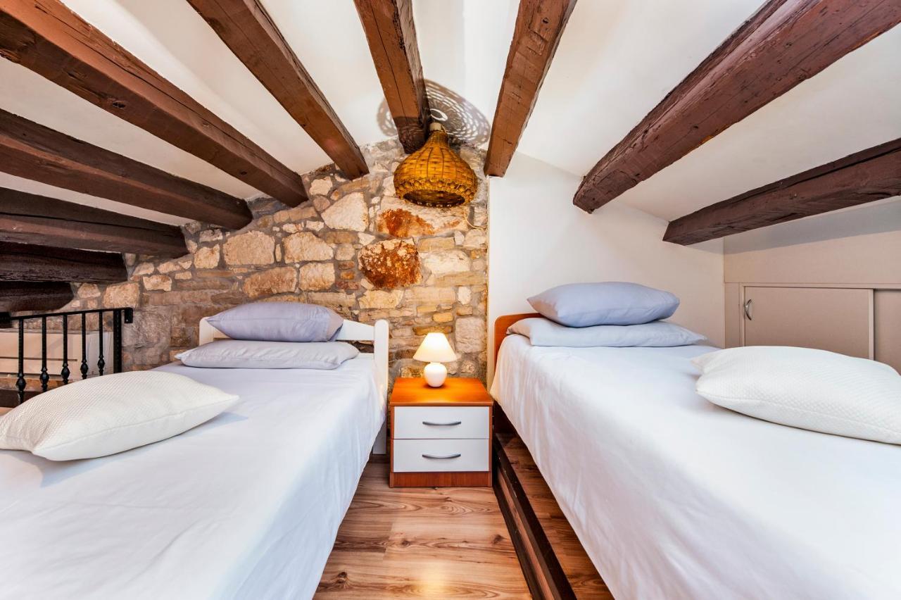 Ap Downtown Apartment Ρόβινι Εξωτερικό φωτογραφία
